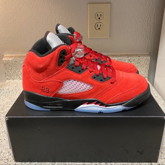 Jordan 5 Raging Bulls - Picture 2 of 3